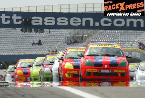 Tim Buys opwarmer voor podium